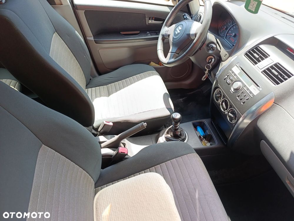 Suzuki SX4 1.9 DDiS 4WD GS / Premium - 8