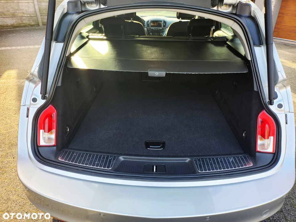 Opel Insignia - 16