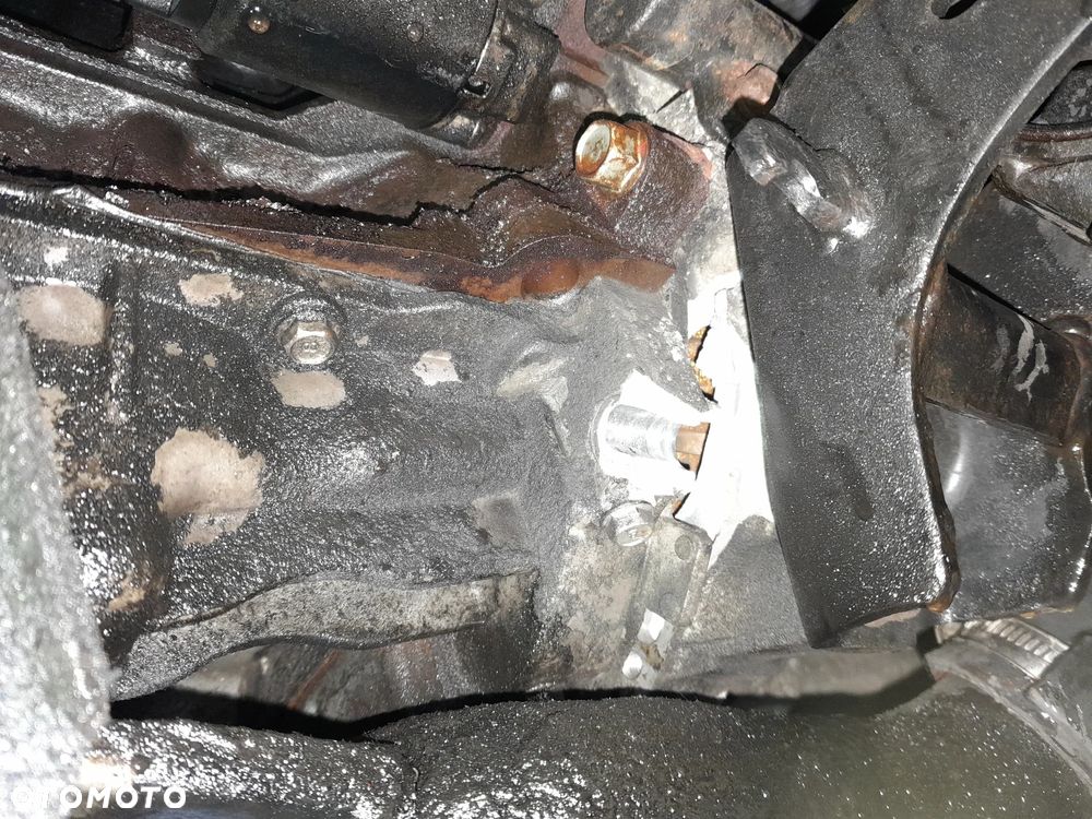 Silnik pompa wtryskiwacze KIA Ceed 06-12r. 1.6 CRDi D4FB - 6