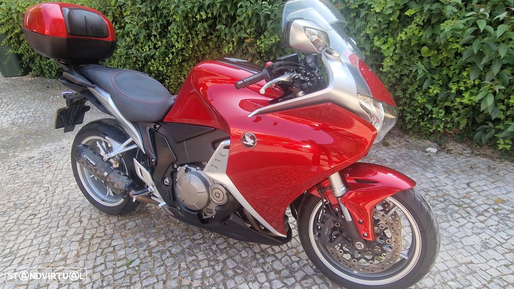 Honda VFR VFR 1200 F - 28