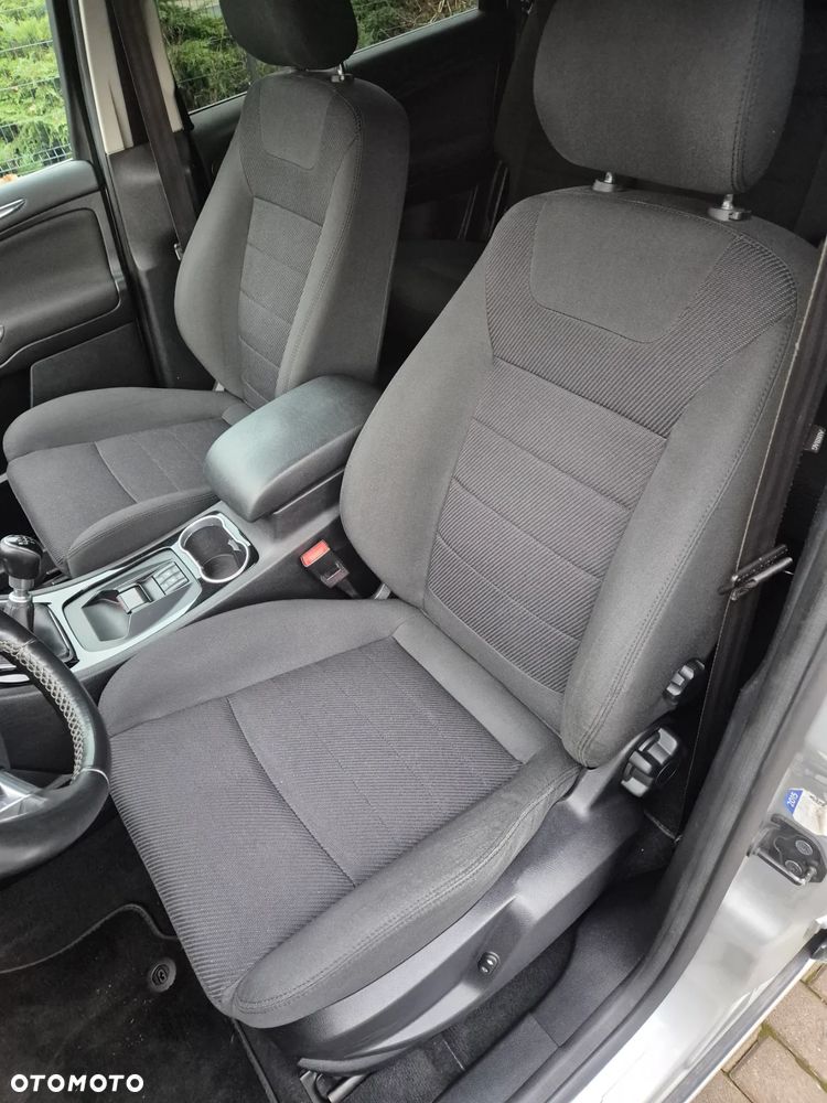 Ford S-Max 2.0 TDCi DPF Titanium - 9