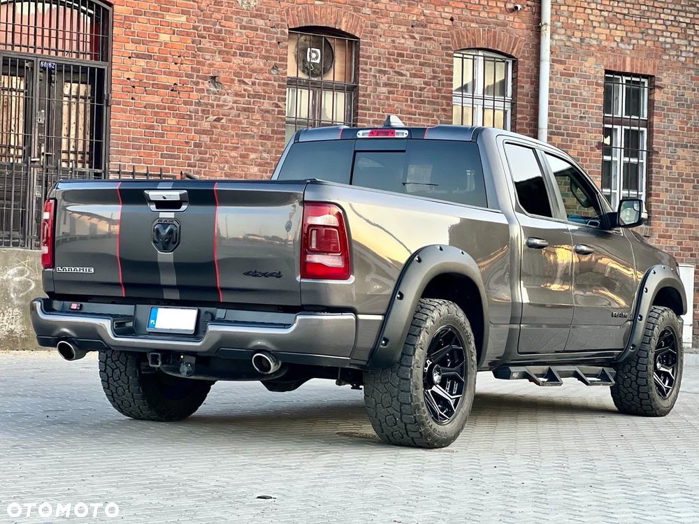 RAM 1500 Quad Cab Laramie - 3