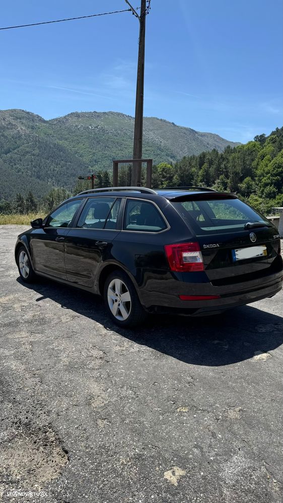 Skoda Octavia Break 1.6 TDi Greenline Conforto - 5