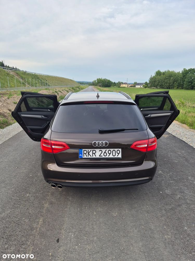 Audi A4 Avant 2.0 TDI DPF Ambiente - 10