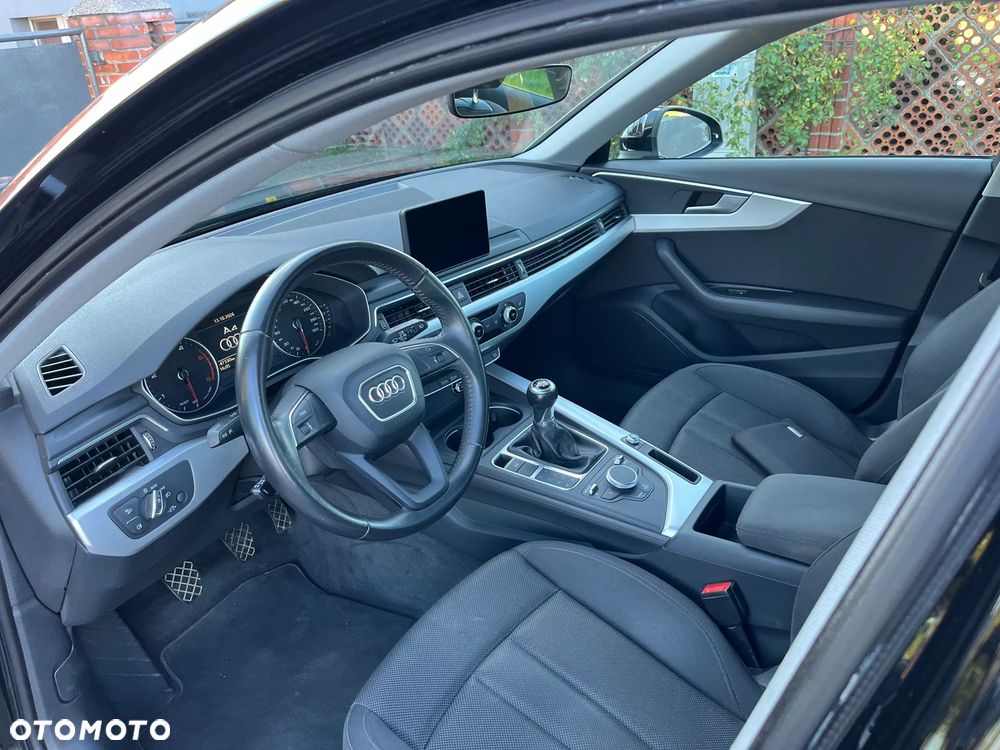 Audi A4 Avant - 14
