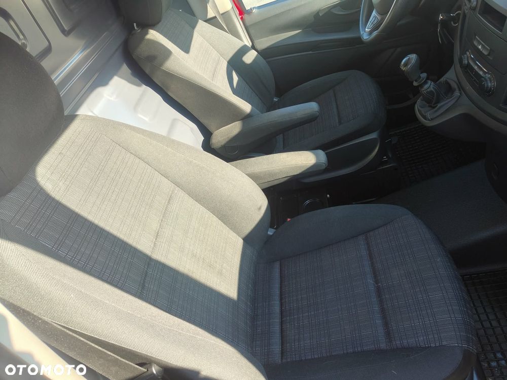 Mercedes-Benz VITO - 19
