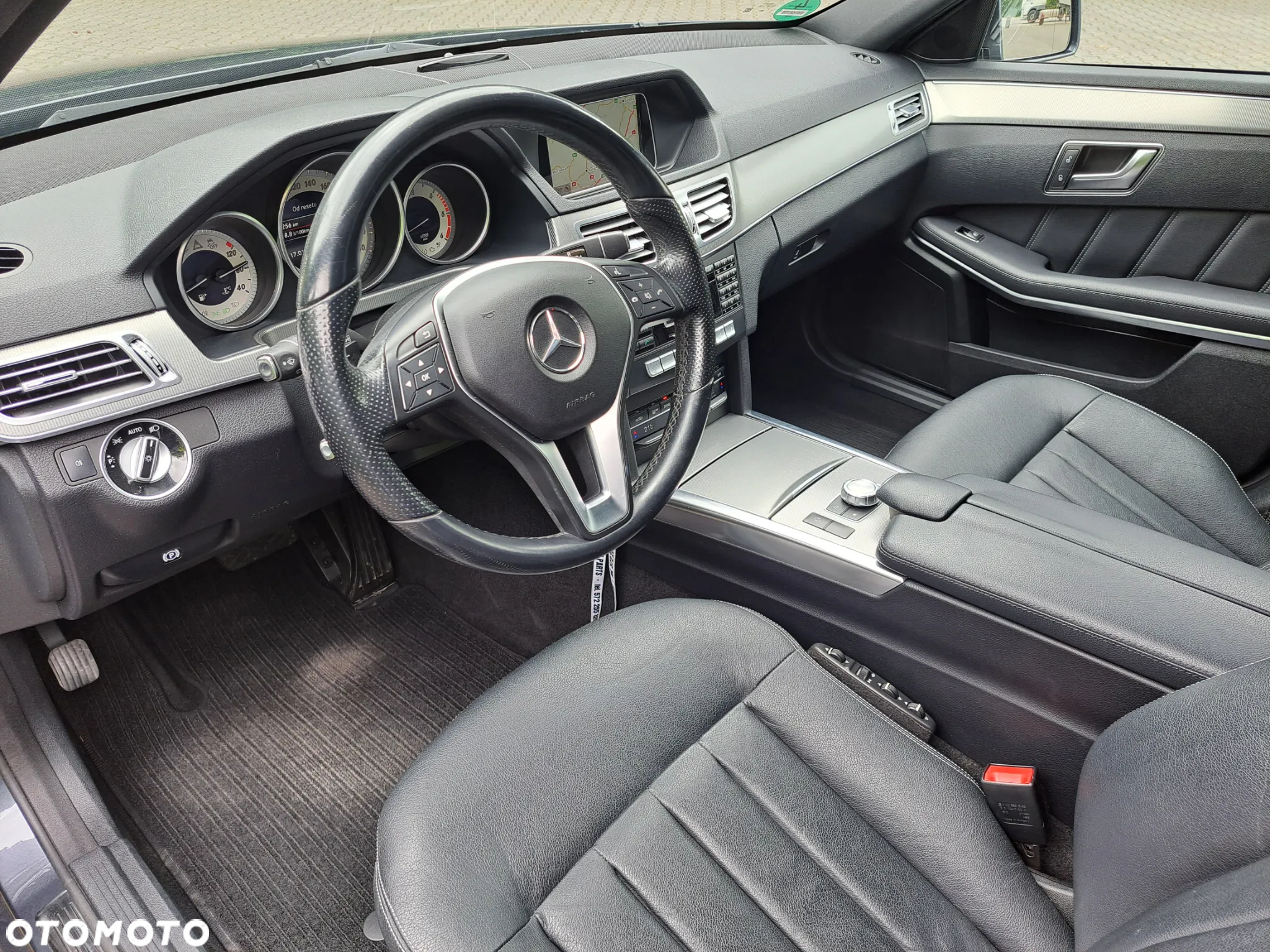 Mercedes-Benz Klasa E 350 T BlueTEC 7G-TRONIC Avantgarde - 30