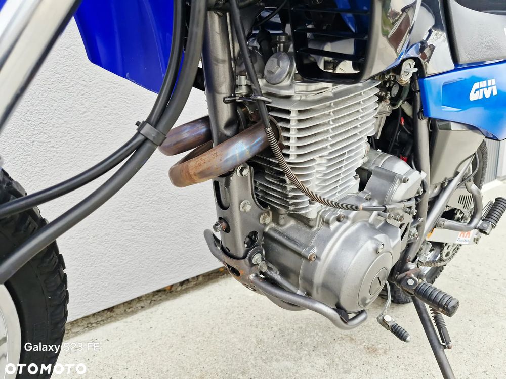 Yamaha XT - 32