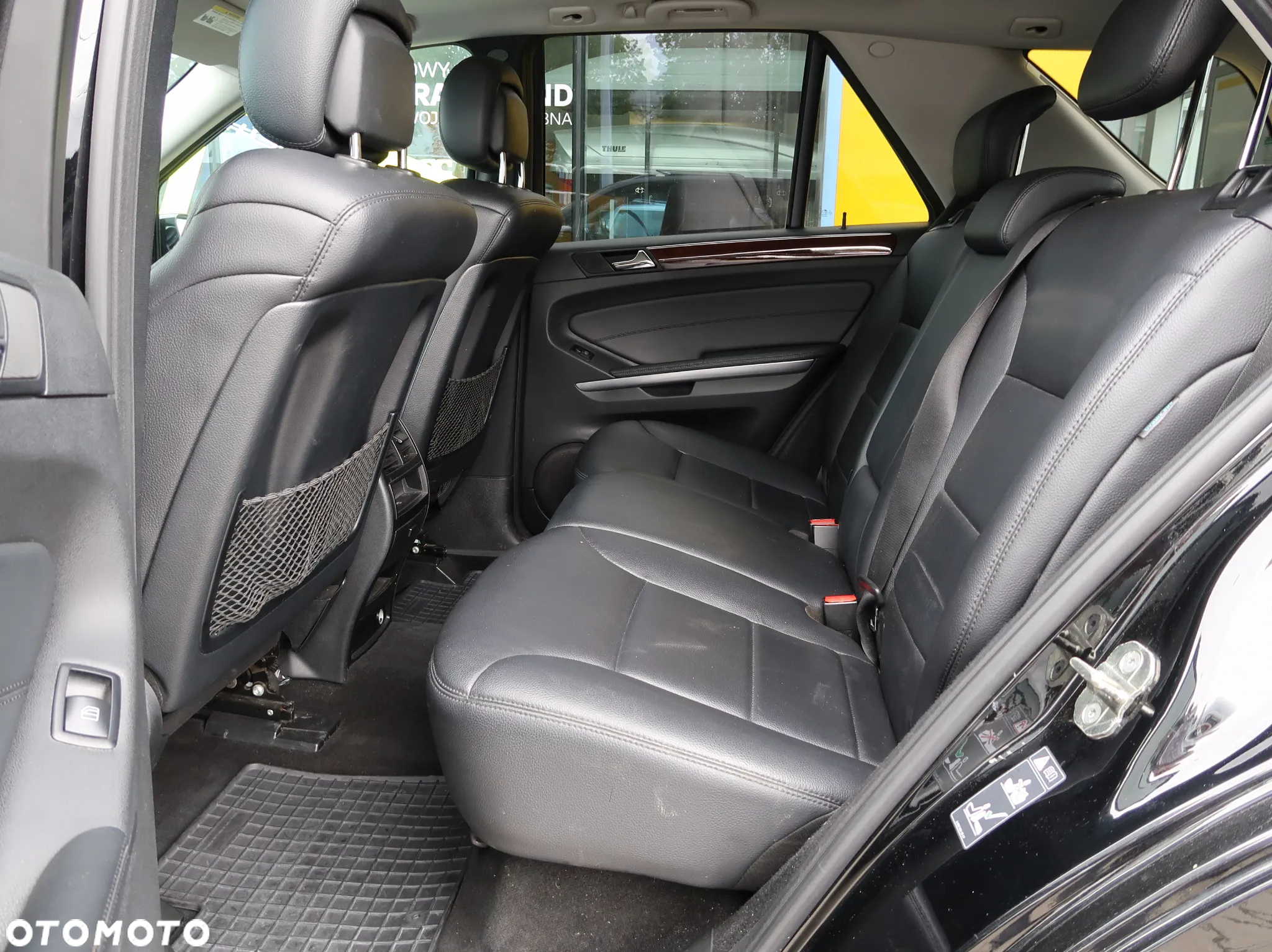 Mercedes-Benz ML 350 4-Matic - 9