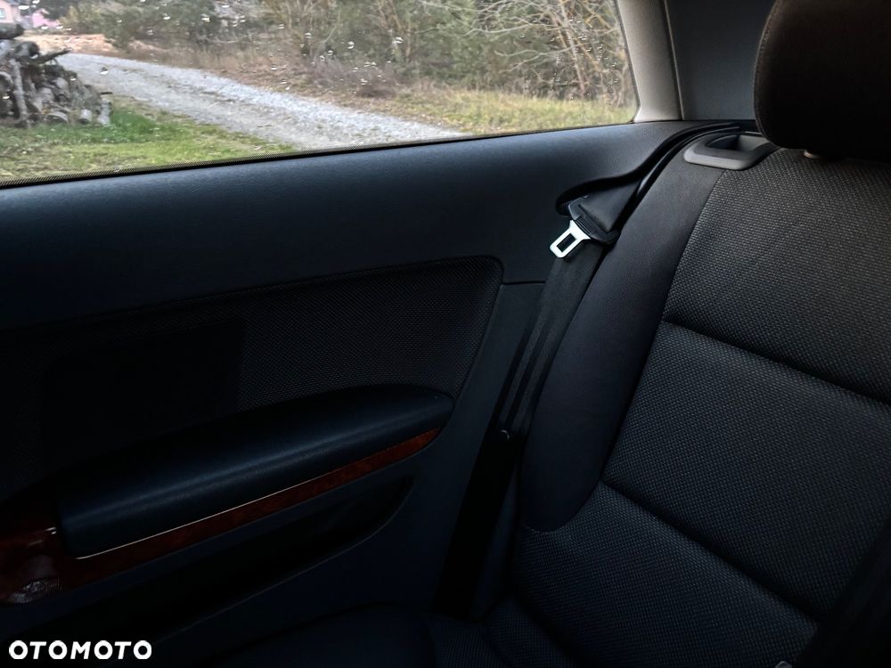 Audi A3 3-drzwiowe 1.6 Ambiente - 14