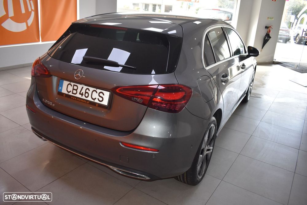 Mercedes-Benz A 250 - 11