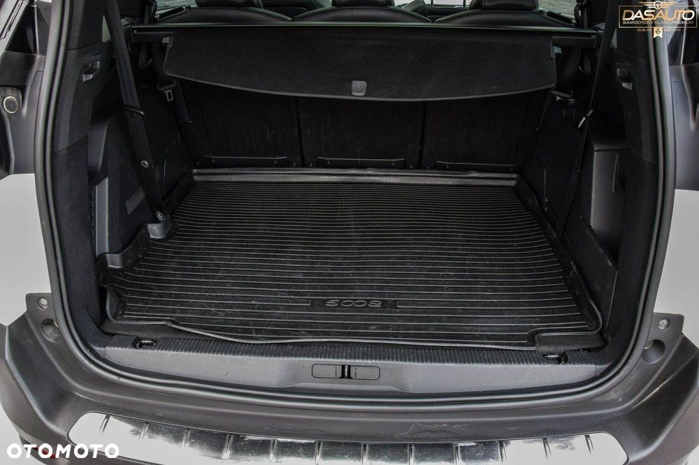Peugeot 5008 - 31