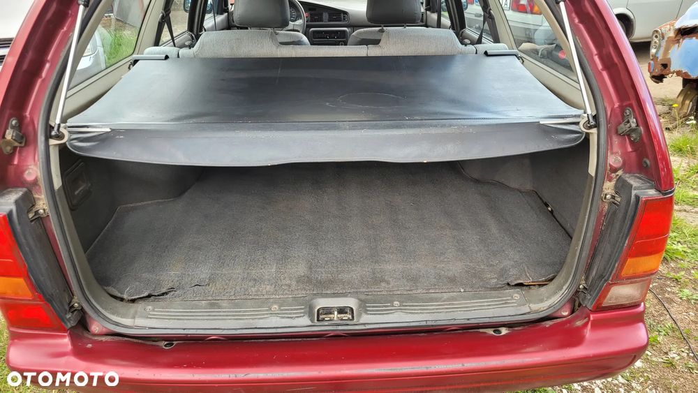 Mazda 626 2.0 D LX Comprex - 33
