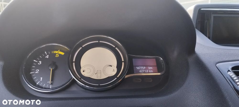 Renault Megane 1.6 dCi Bose - 13
