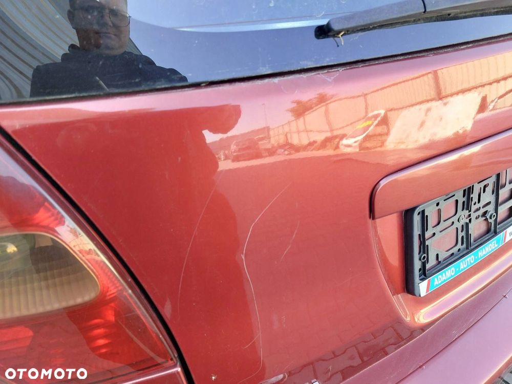 KOMPLETNY TYŁ KLAPA BAGAŻNIKA ZDERZAK LAMPY TOYOTA COROLLA VERSO I 3N8 - 9