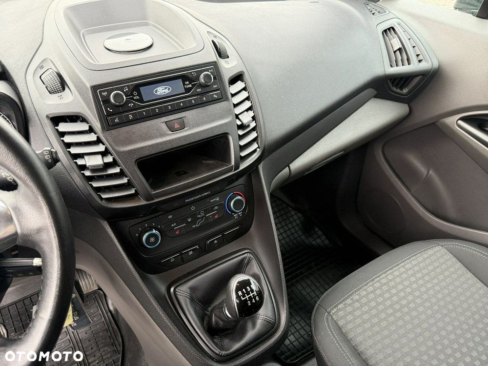 Ford Tourneo Connect 1.5 EcoBlue Start-Stop Titanium - 19