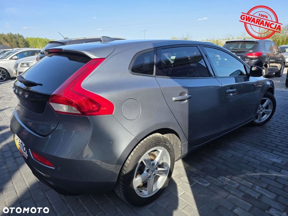 Volvo V40 - 11