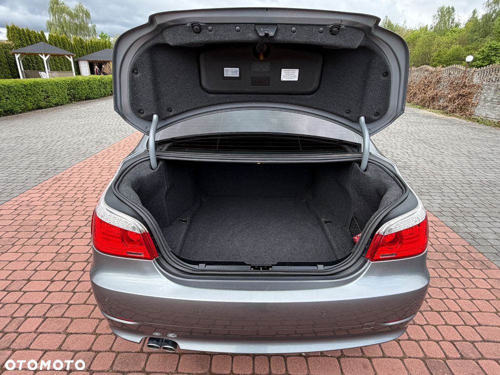 BMW Seria 5 525d Edition Lifestyle - 18