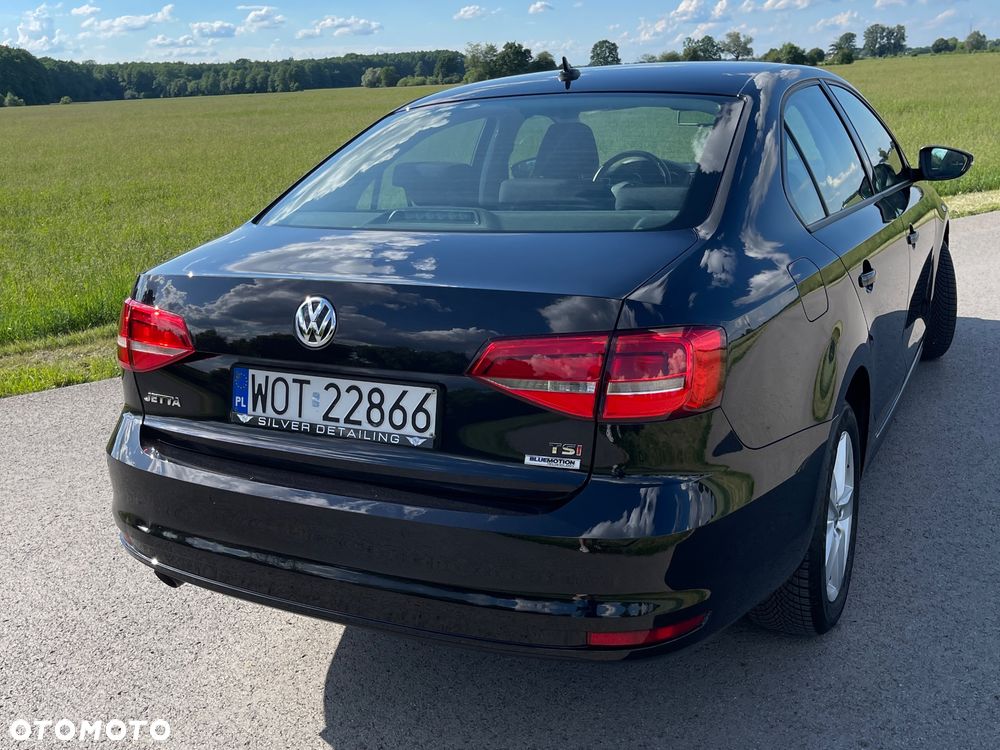 Volkswagen Jetta 1.2 TSI Comfortline - 13