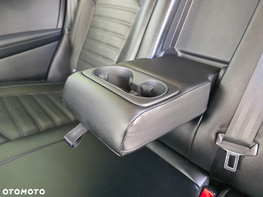 Ford Edge - 23