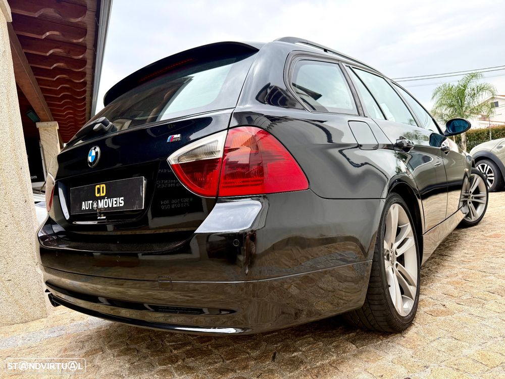 BMW 320 d Sport - 15