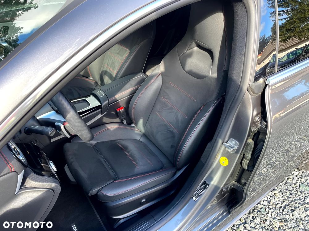 Mercedes-Benz CLA 2024