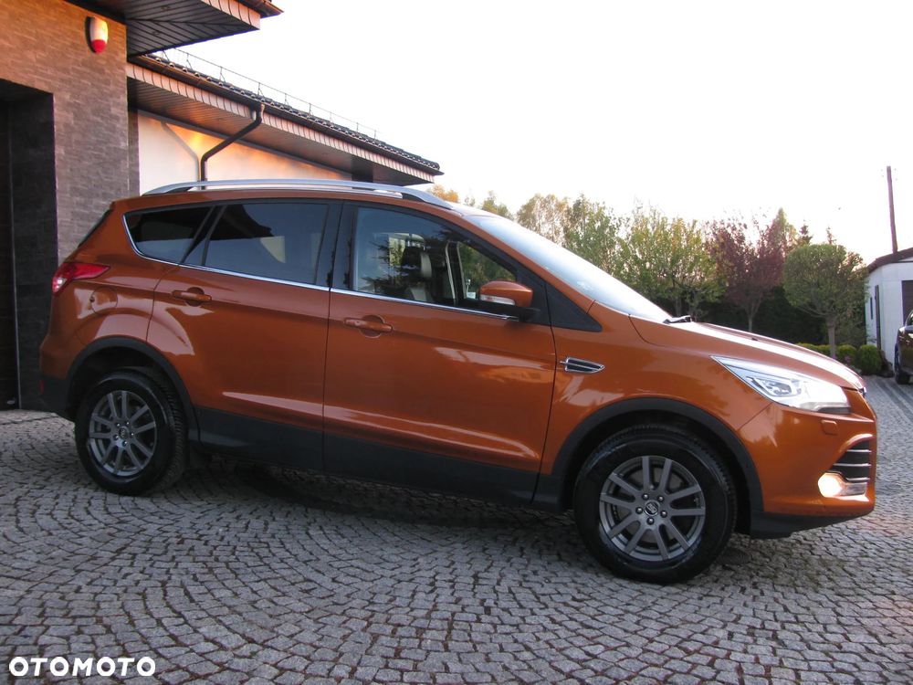 Ford Kuga 2.0 TDCi 2x4 Titanium - 9