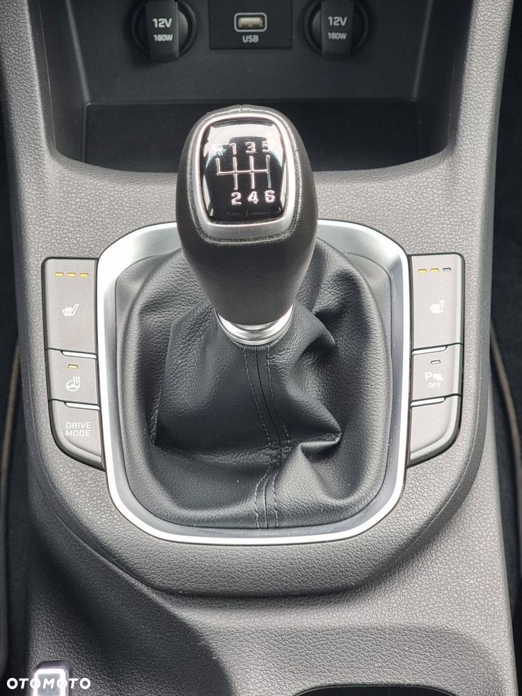 Hyundai i30 1.5 T-GDI 48V Smart - 34