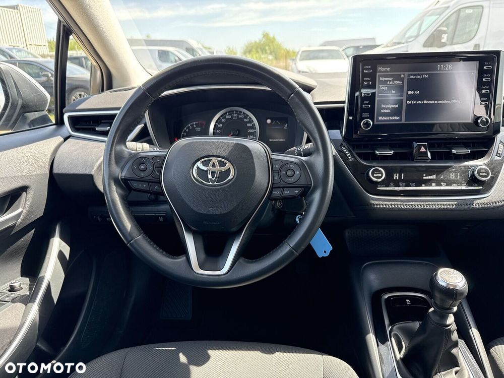 Toyota Corolla - 13