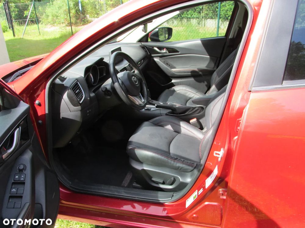 Mazda 3 - 4