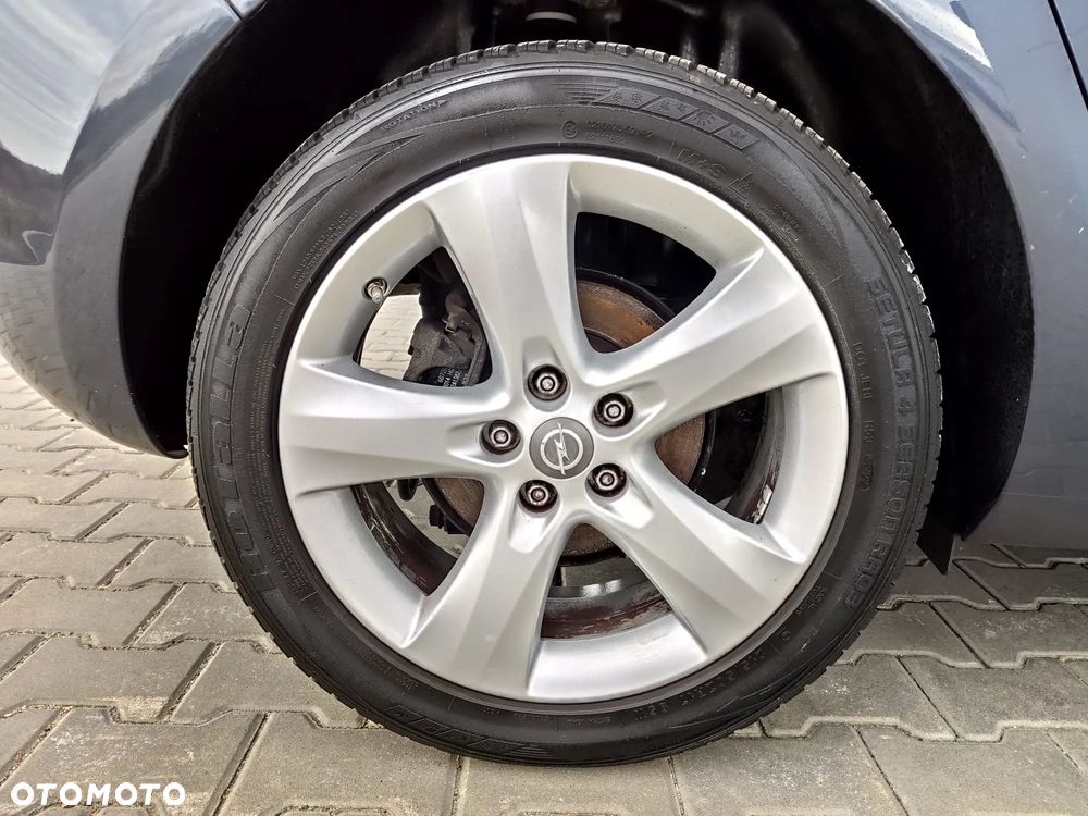 Opel Astra 1.4 Turbo Sport - 26