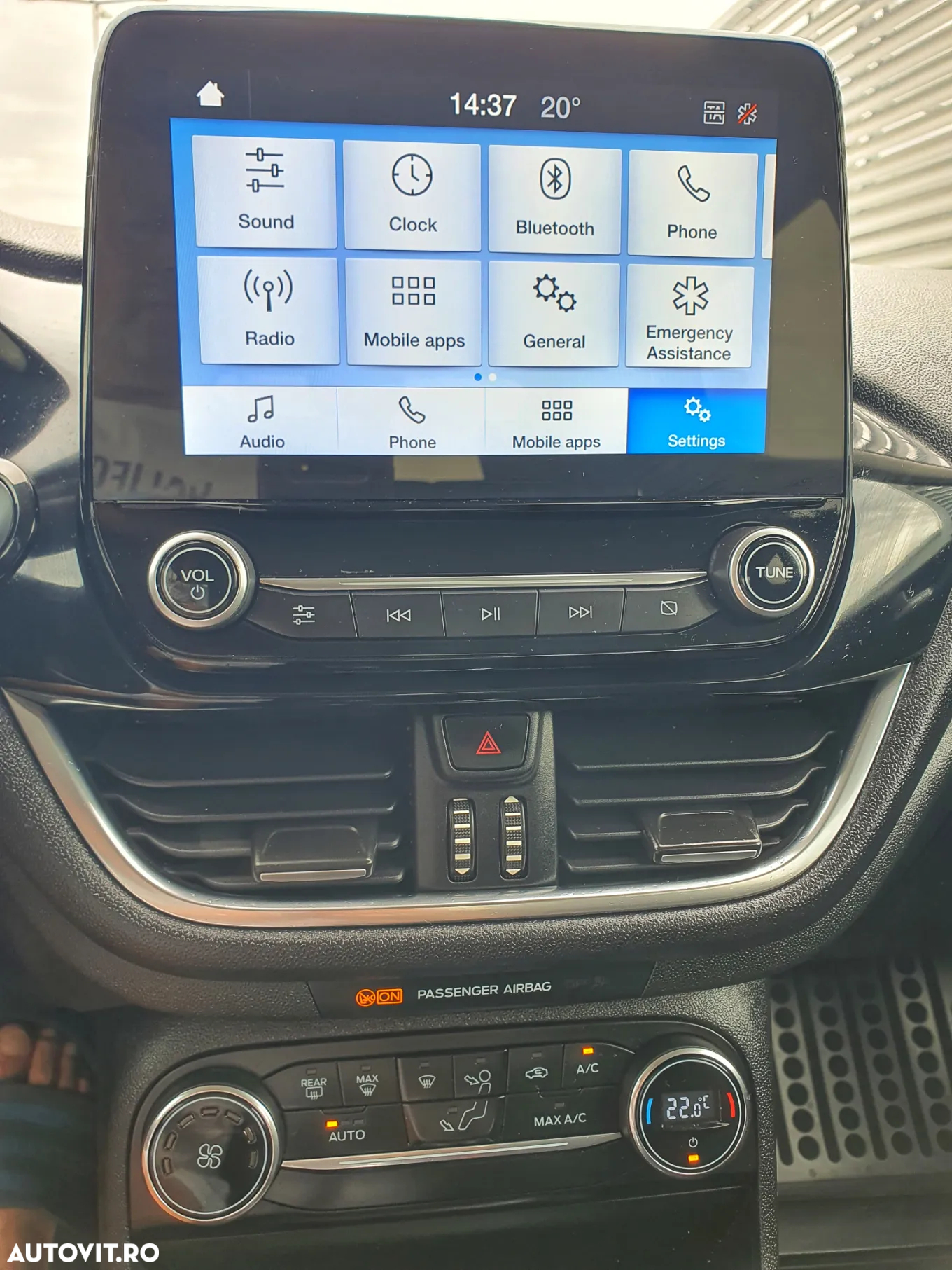 Ford Fiesta 1.0 EcoBoost S&S TITANIUM - 22