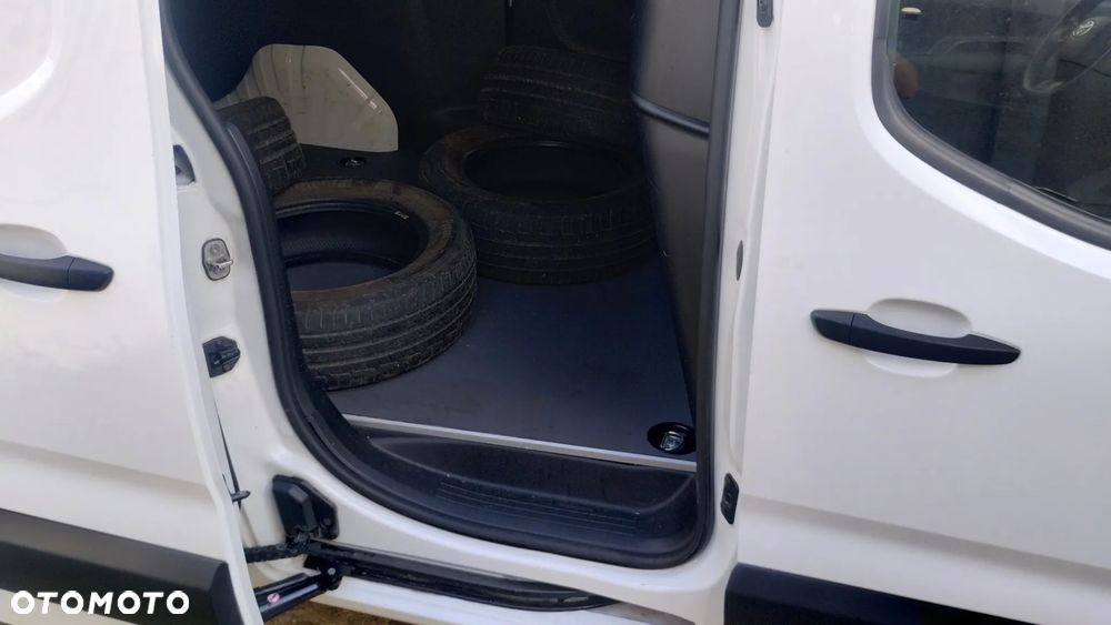 Toyota PROACE CITY - 8