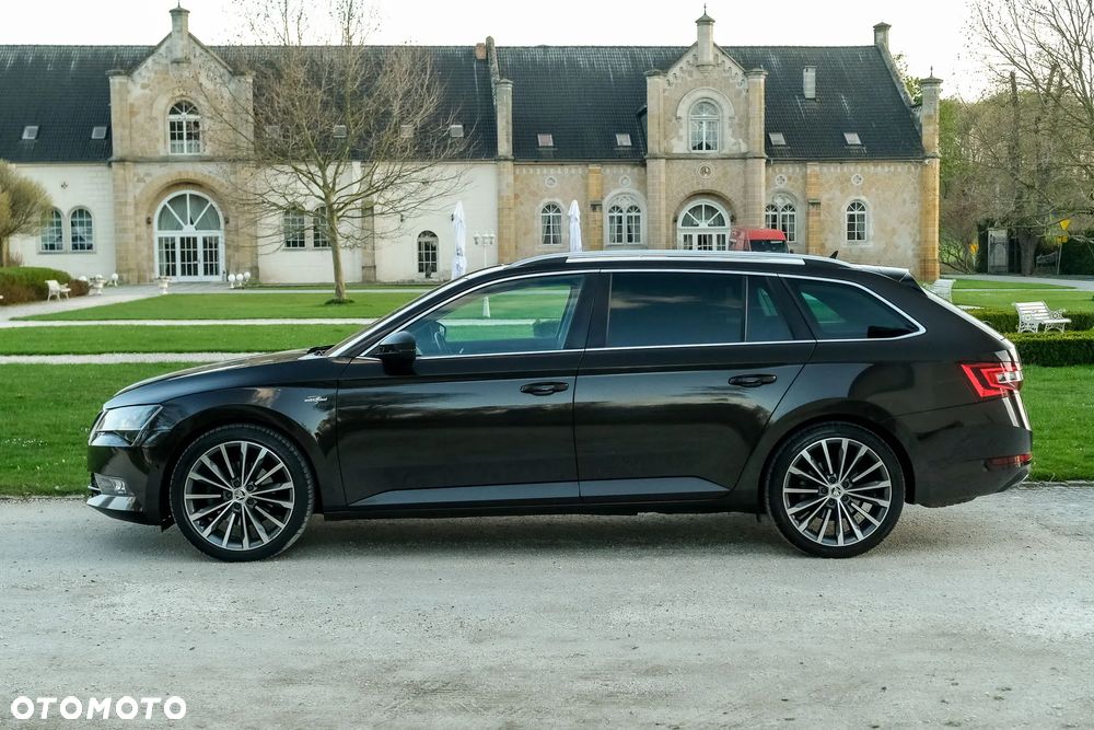 Skoda Superb 2.0 TDI 4x4 DSG L&K - 9