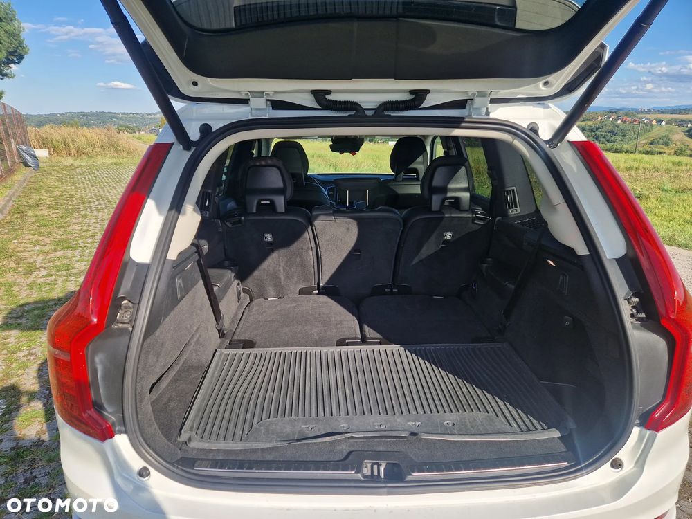 Volvo XC 90 - 12