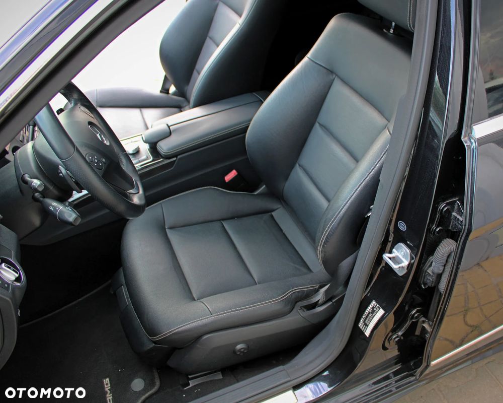 Mercedes-Benz Klasa E 500 Avantgarde - 14