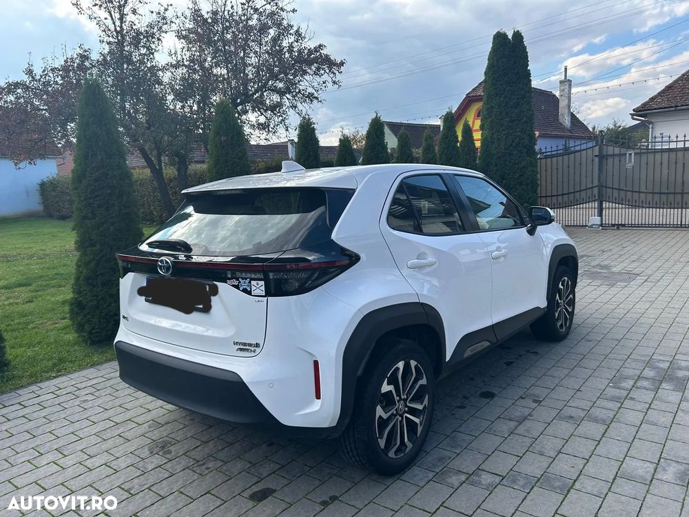 Toyota Yaris Cross 1.5 l CVT Dynamic - 11