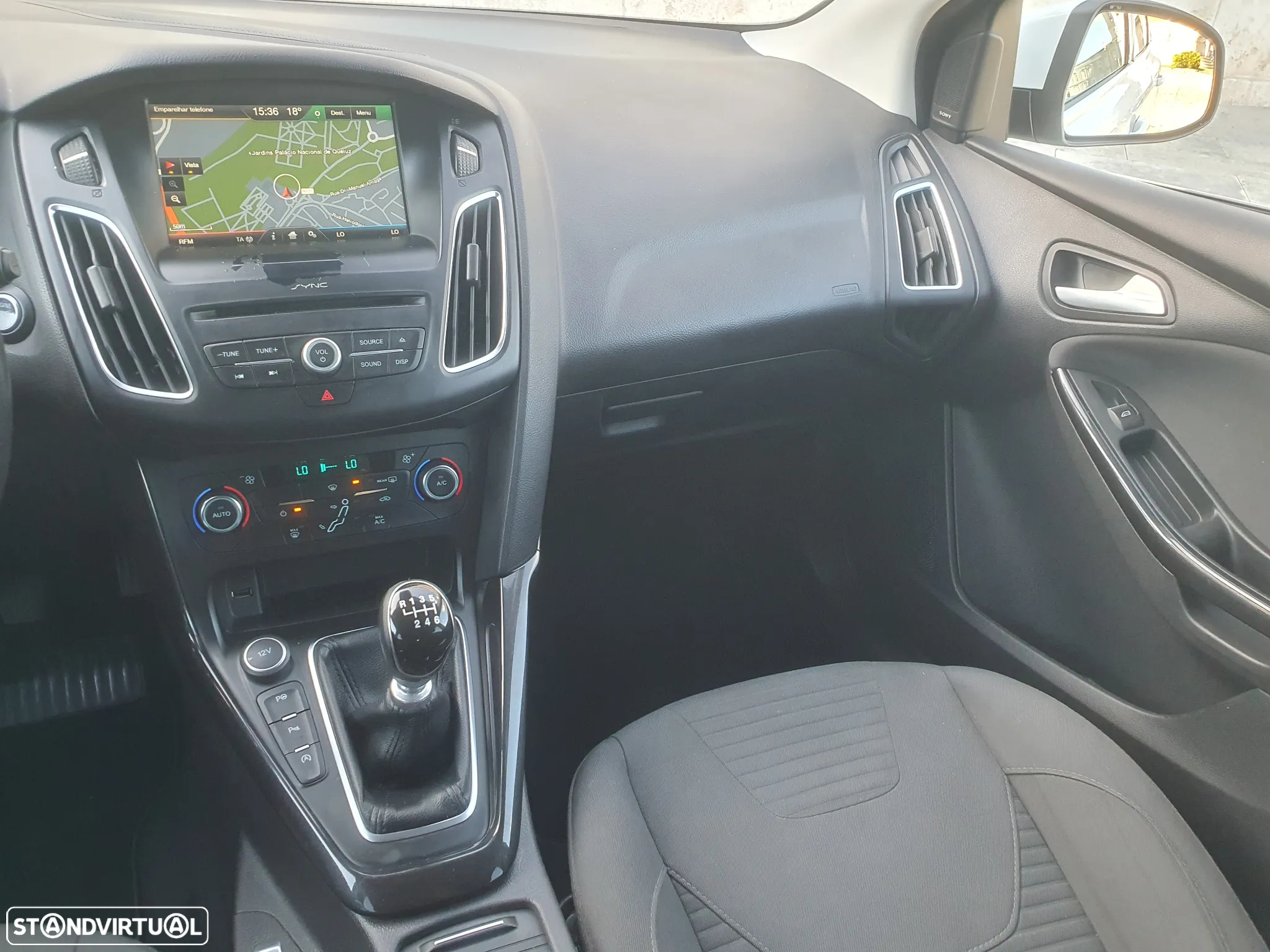 Ford Focus 1.5 TDCi Titanium - 26