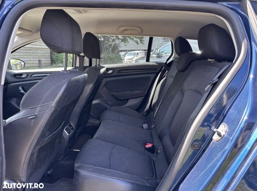 Renault Megane dCi 110 FAP EDC LIMITED - 9