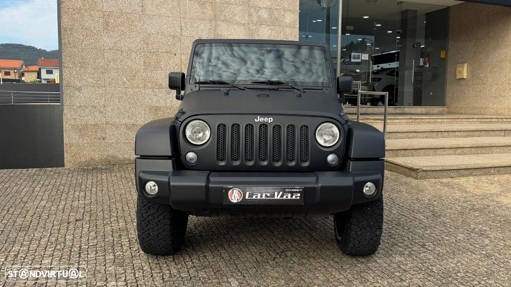 Jeep Wrangler Unlimited 2.8 CRD Auto Sport - 2