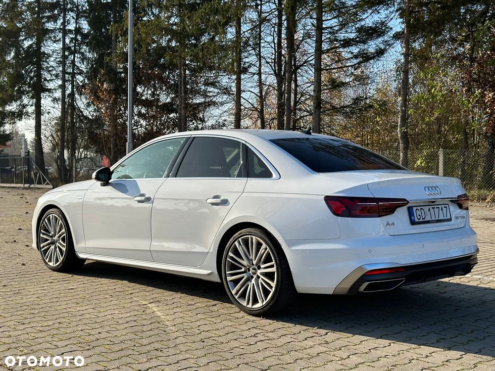 Audi A4 Limousine 35 TFSI mHEV S Line S tronic - 2