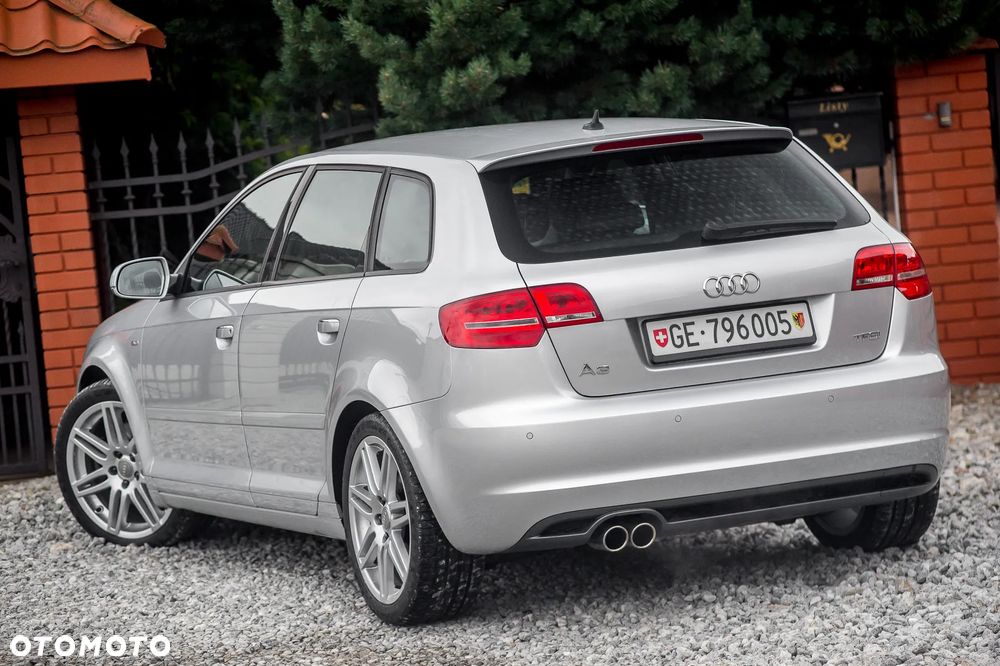 Audi A3 Sportback 2.0 TFSI S line Sportpaket - 9