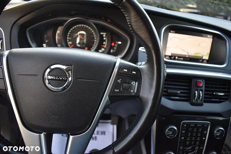 Volvo V40 T2 Geartronic Momentum - 18