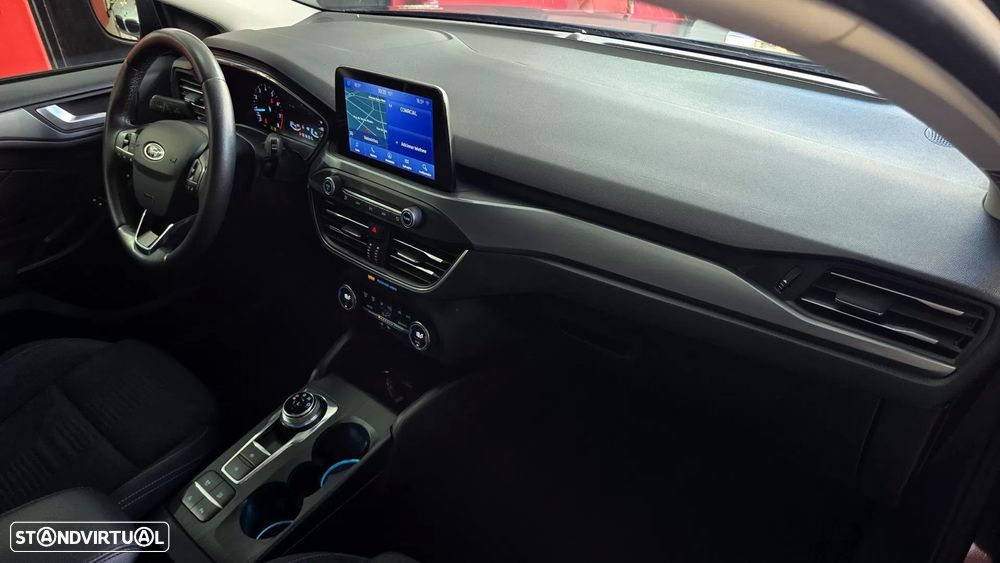 Ford Focus 1.0 EcoBoost Active Aut. - 41