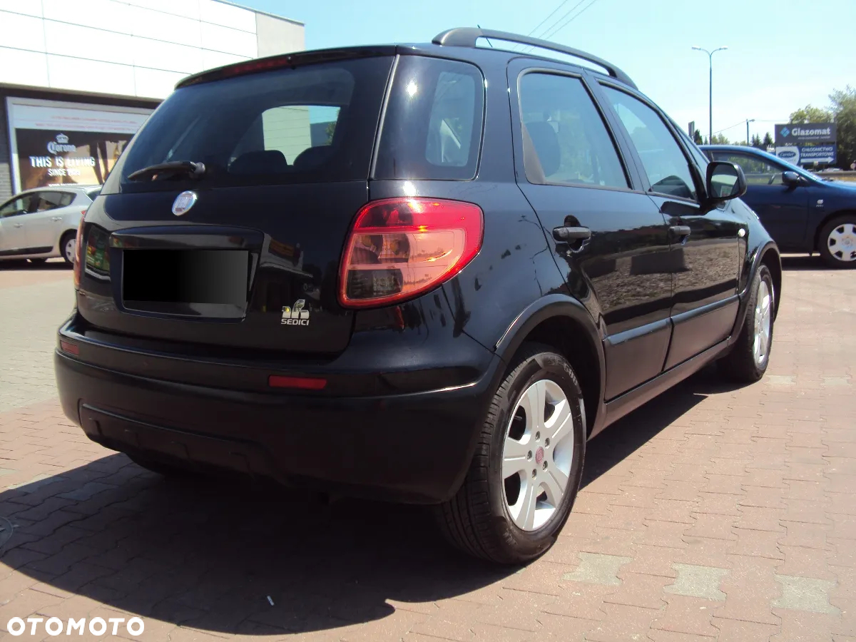 Fiat Sedici - 11
