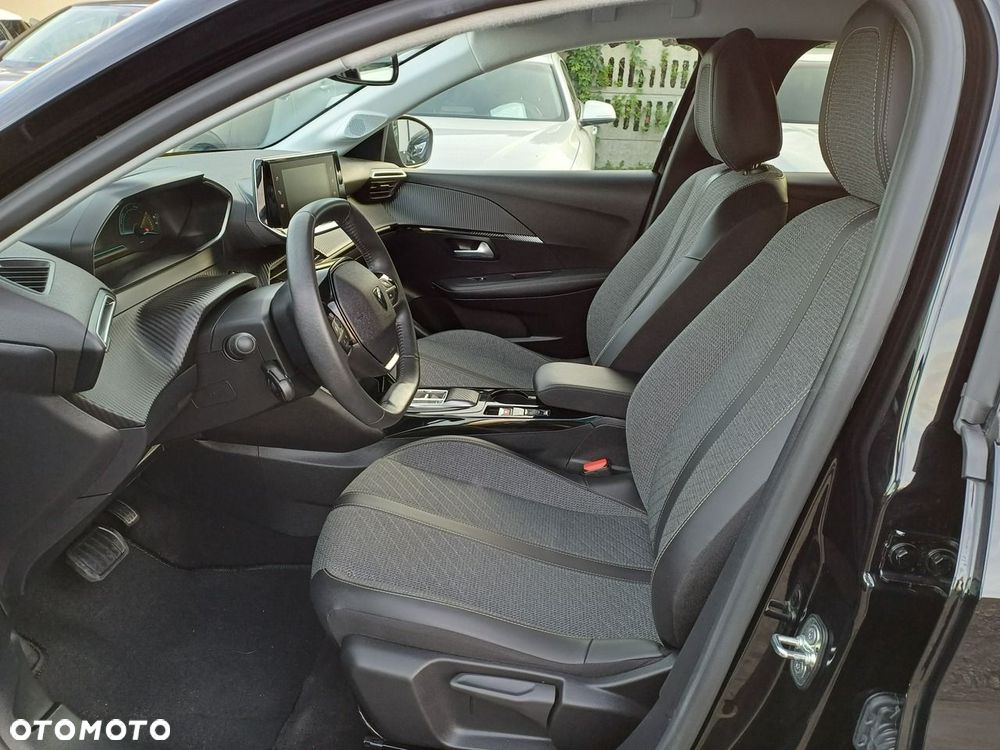 Peugeot 208 Elektromotor 136 Allure - 15