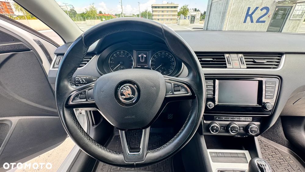 Skoda Octavia 2.0 TDI Style - 9