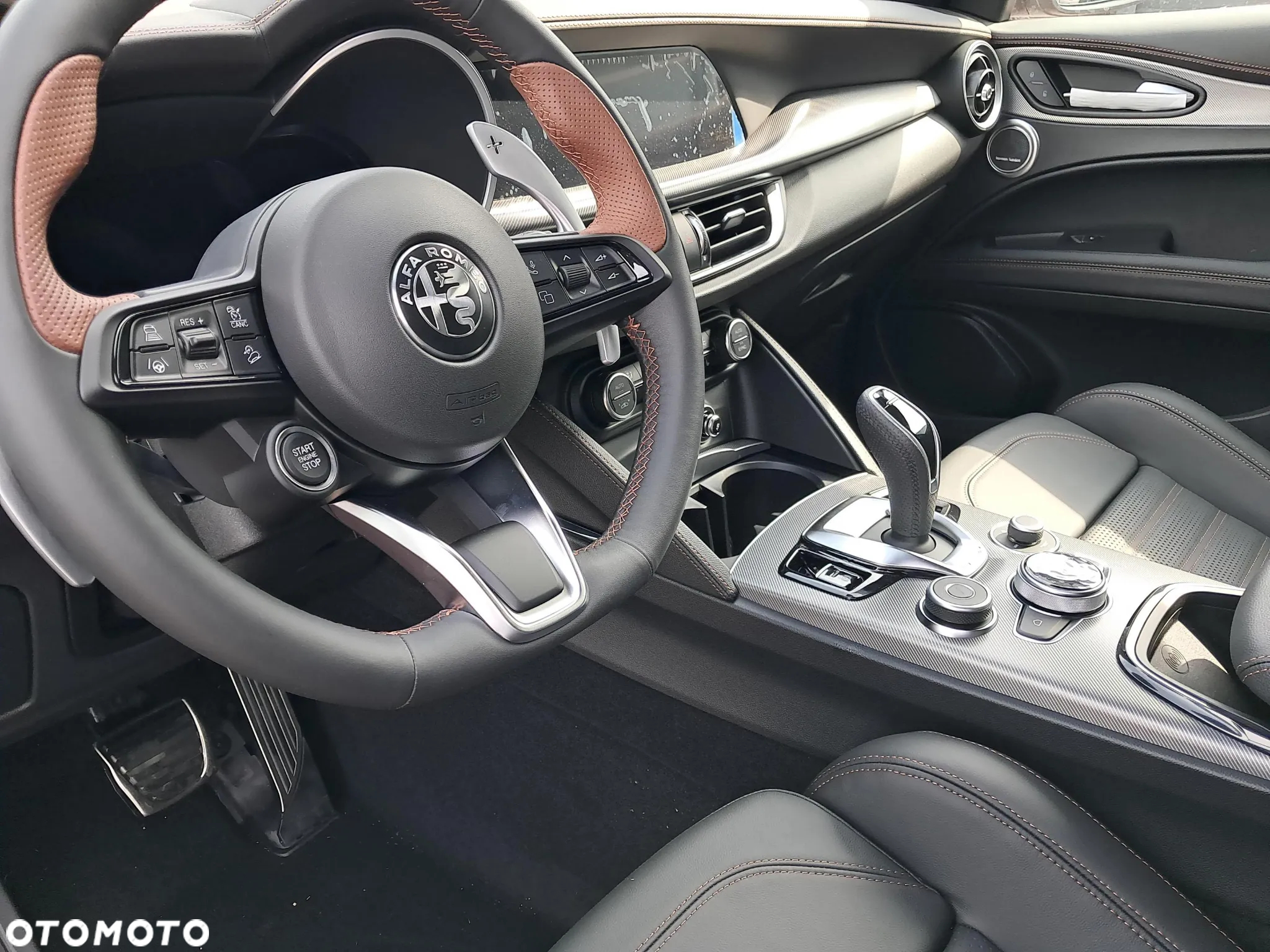 Alfa Romeo Stelvio - 17