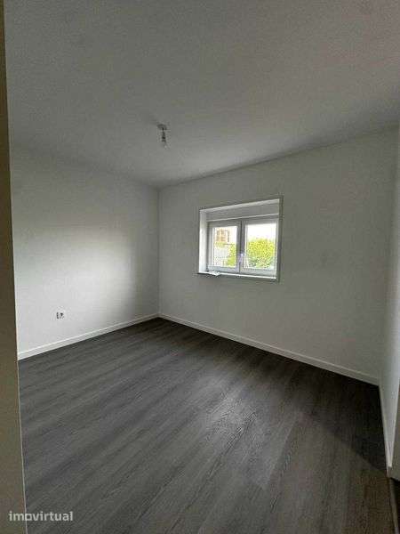 T1 Remodelado para Arrendamento em Oiã - Grande imagem: 4/7