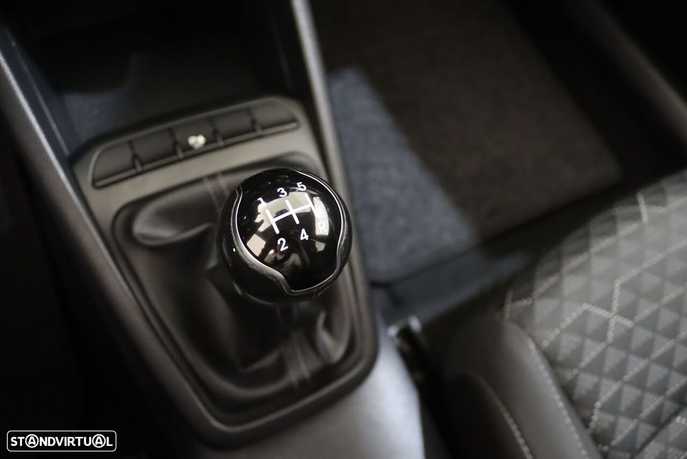 Kia Rio 1.2 CVVT Dynamic - 26